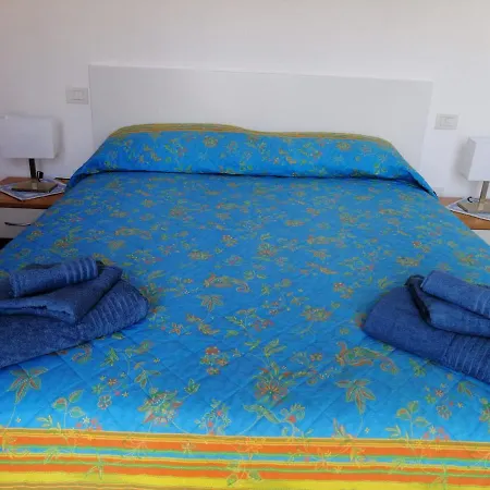 Appartamento Blu Apartment: Vista Mare - Posizione Strategica *