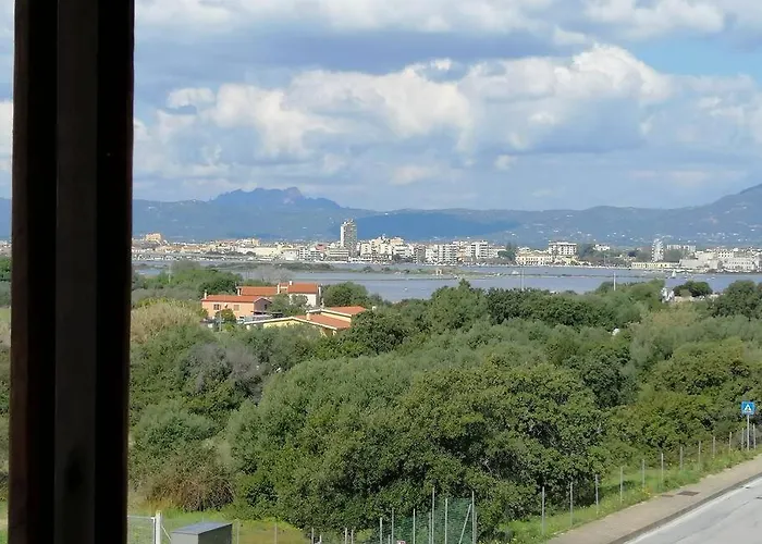 Blu Apartment: Vista Mare - Posizione Strategica דירה אולביה